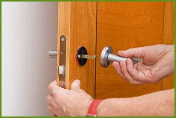 Neighborhood Locksmith Services Austin, TX 512-355-1271 - 14-install-new-Lock